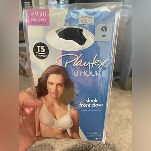Playtex 18 hour Bra.  Size 42 B